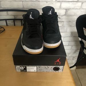 Jordan 4 size 8.5 worn once Price is firm